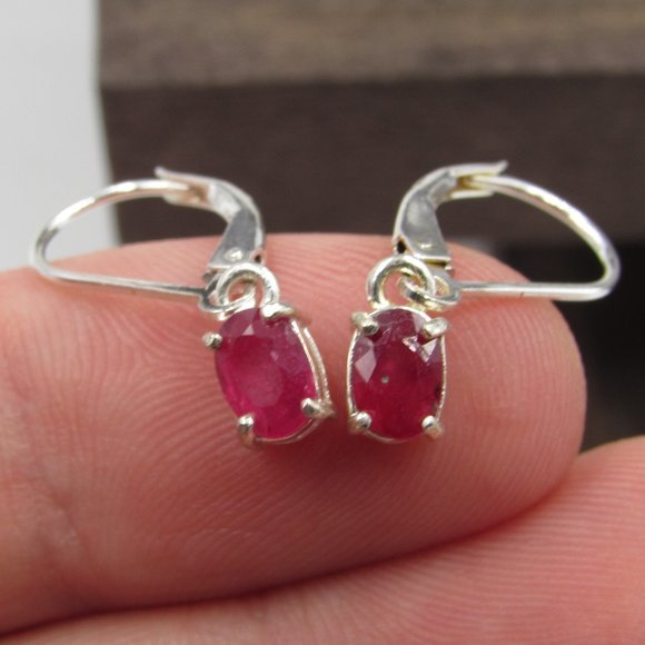 Jewelry - Sterling Silver Red Topaz Dangle Earrings Vintage